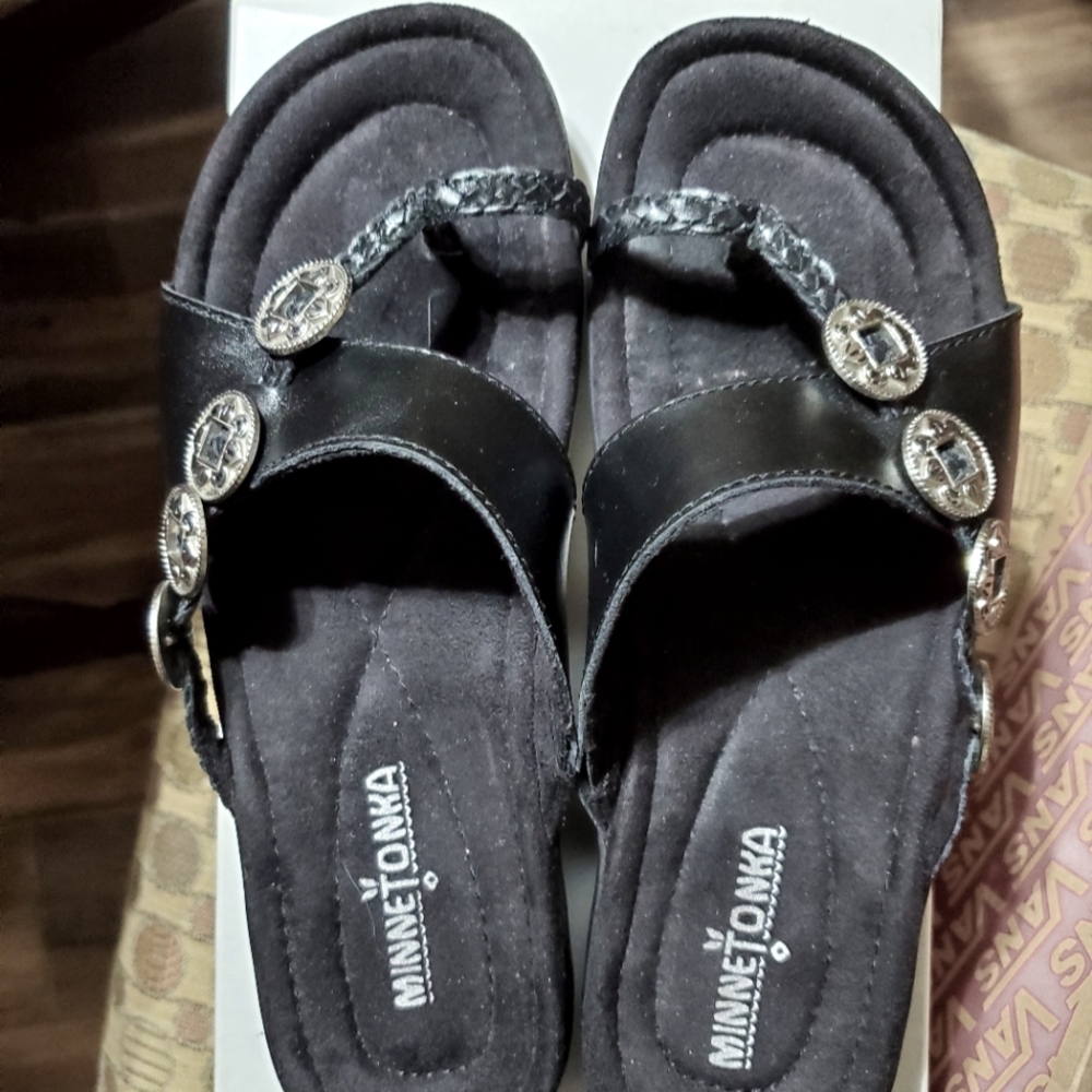 Minne Tonka Becky 111 Braided Toe Sandal